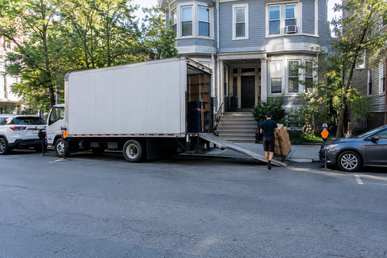 How to Plan a Waltham Move: Permits, Parking, and Buildings
