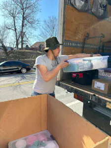 How can I know which storage unit I need for my move?