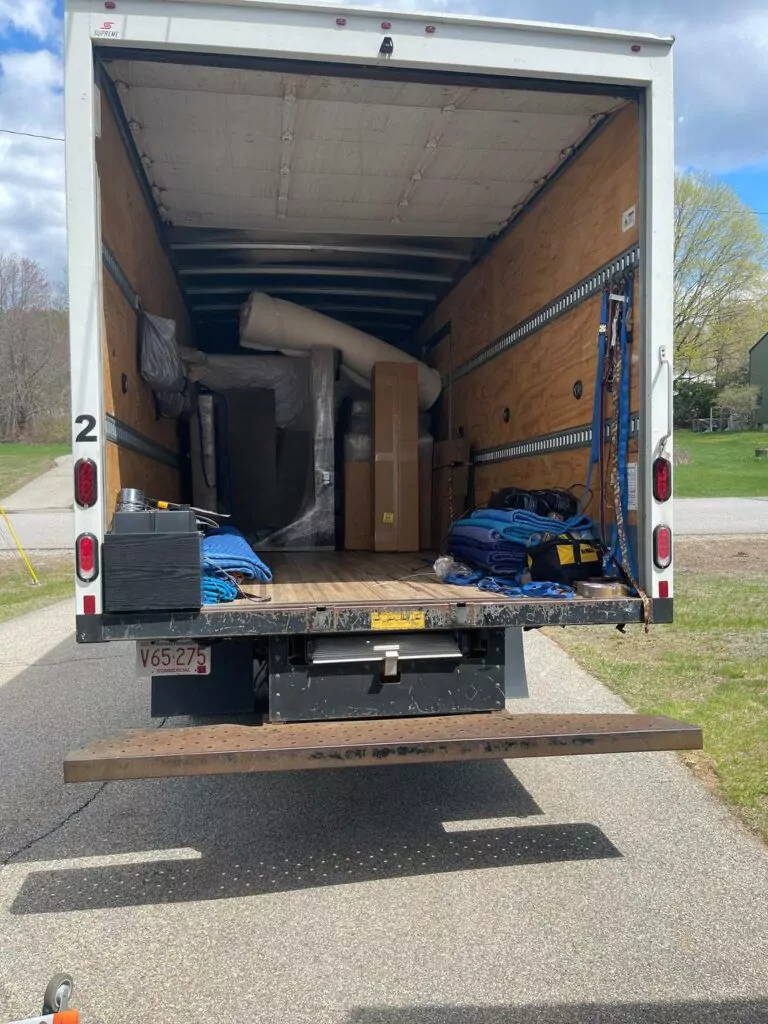 How can I know which storage unit I need for my move?
