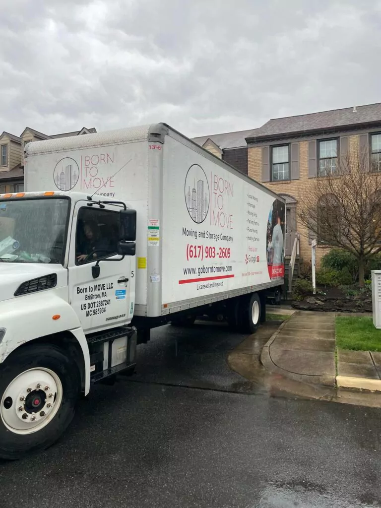 How can I know which storage unit I need for my move?