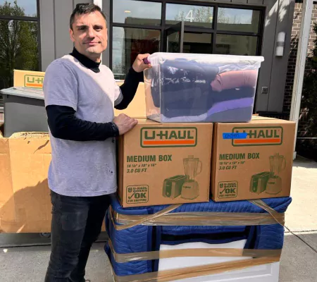 Commercial movers