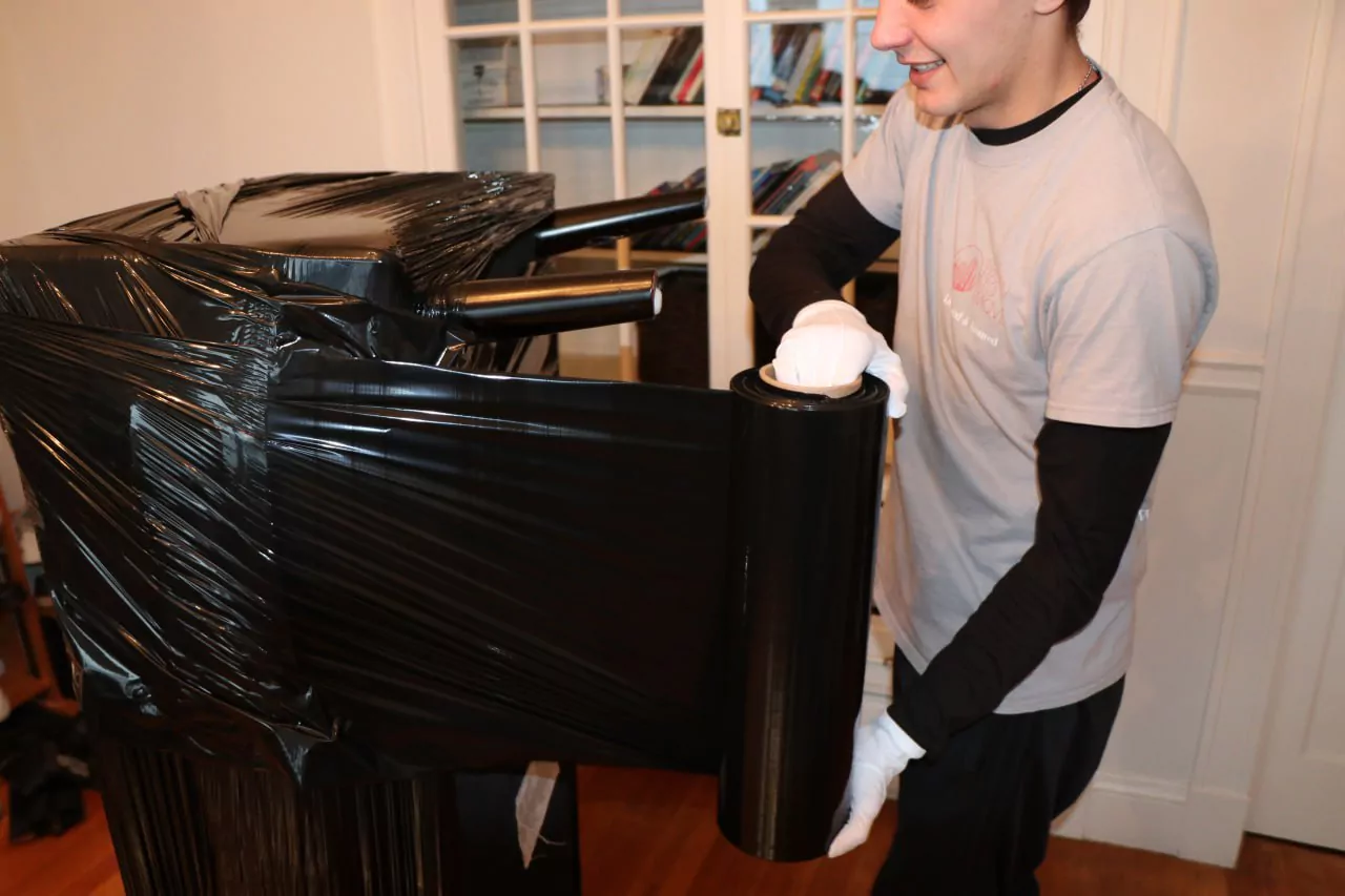 Moving Cleanout: Should You Rent a U-Haul or a Dumpster?